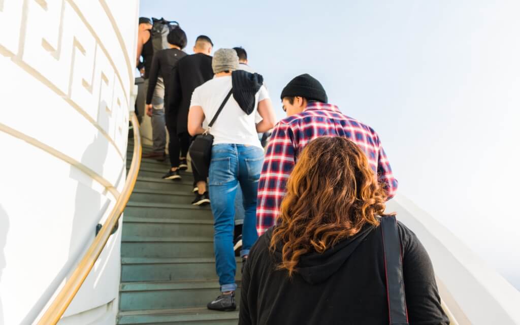 People Queued on Stairs | www.b-seenontop.com 