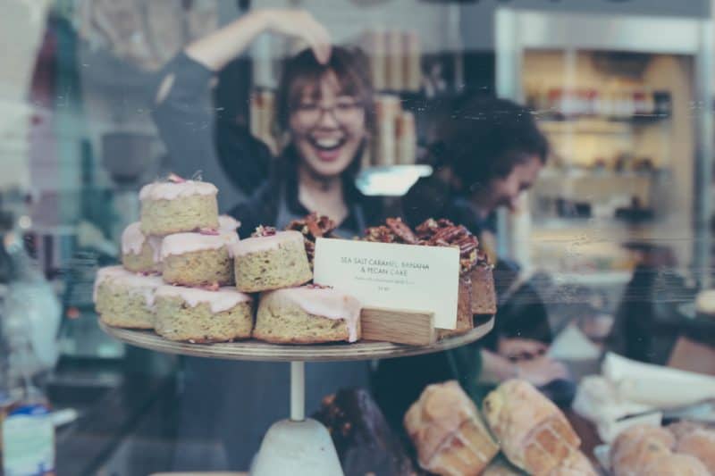 How To Get More Online Reviews | Smiling Customer in Bakery | B-SeenOnTop